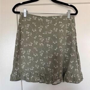 Abercrombie mini skirt! Size small.